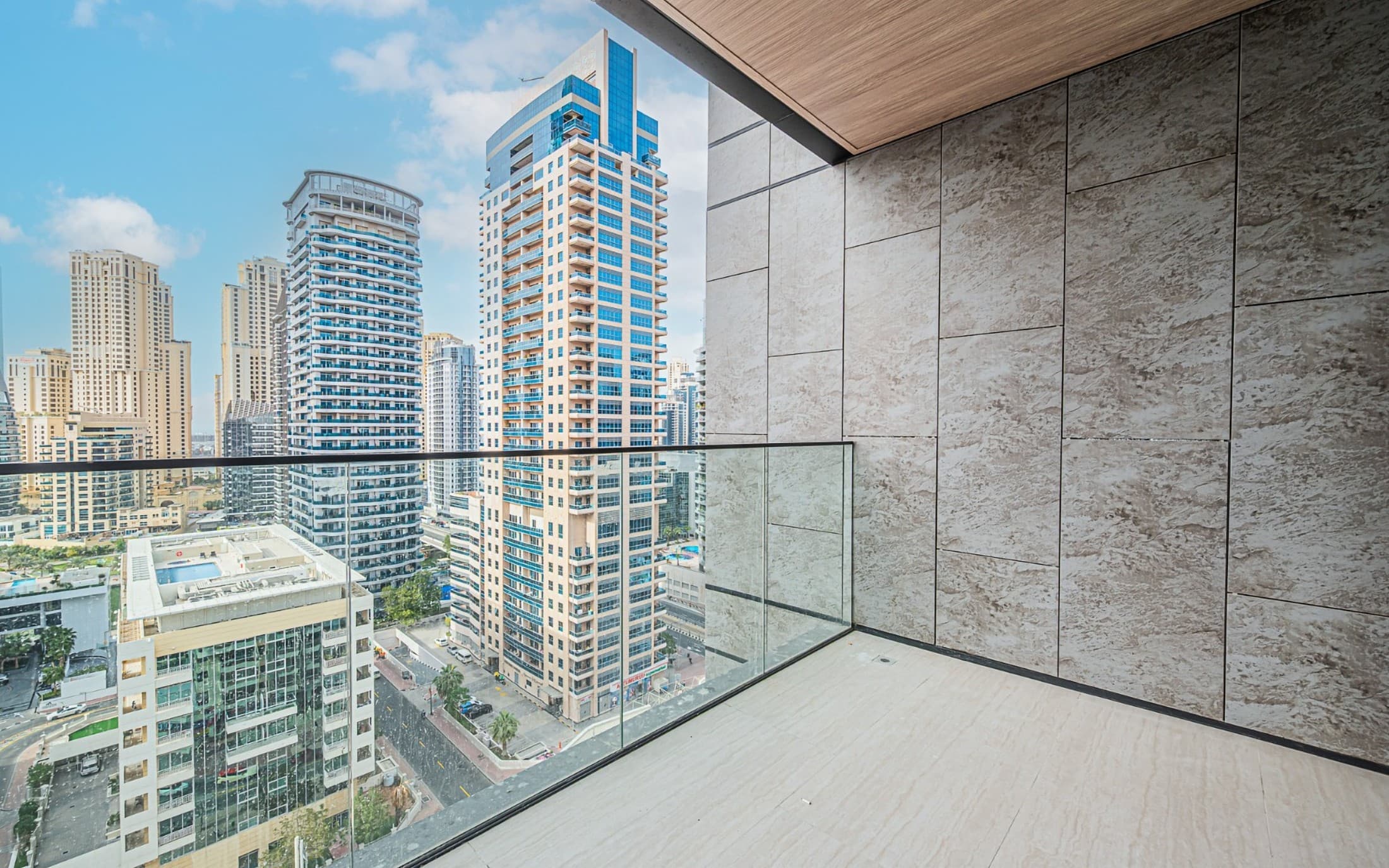 Dubai Marina — 2 BR Residence 3